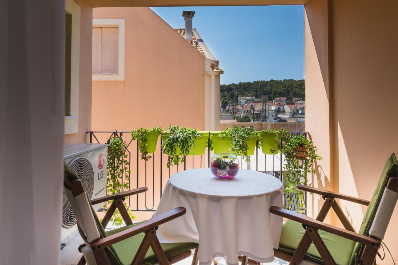 Rouchotas Apartments Argostoli  Eksteriør bilde