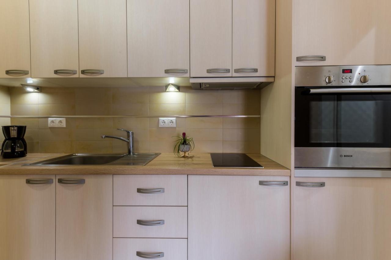 Rouchotas Apartments Argostoli  Eksteriør bilde