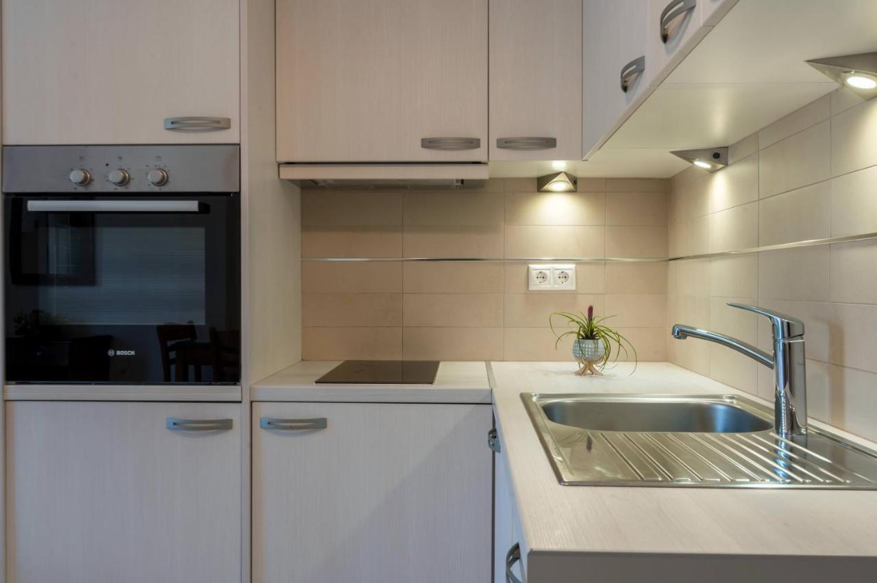 Rouchotas Apartments Argostoli  Eksteriør bilde