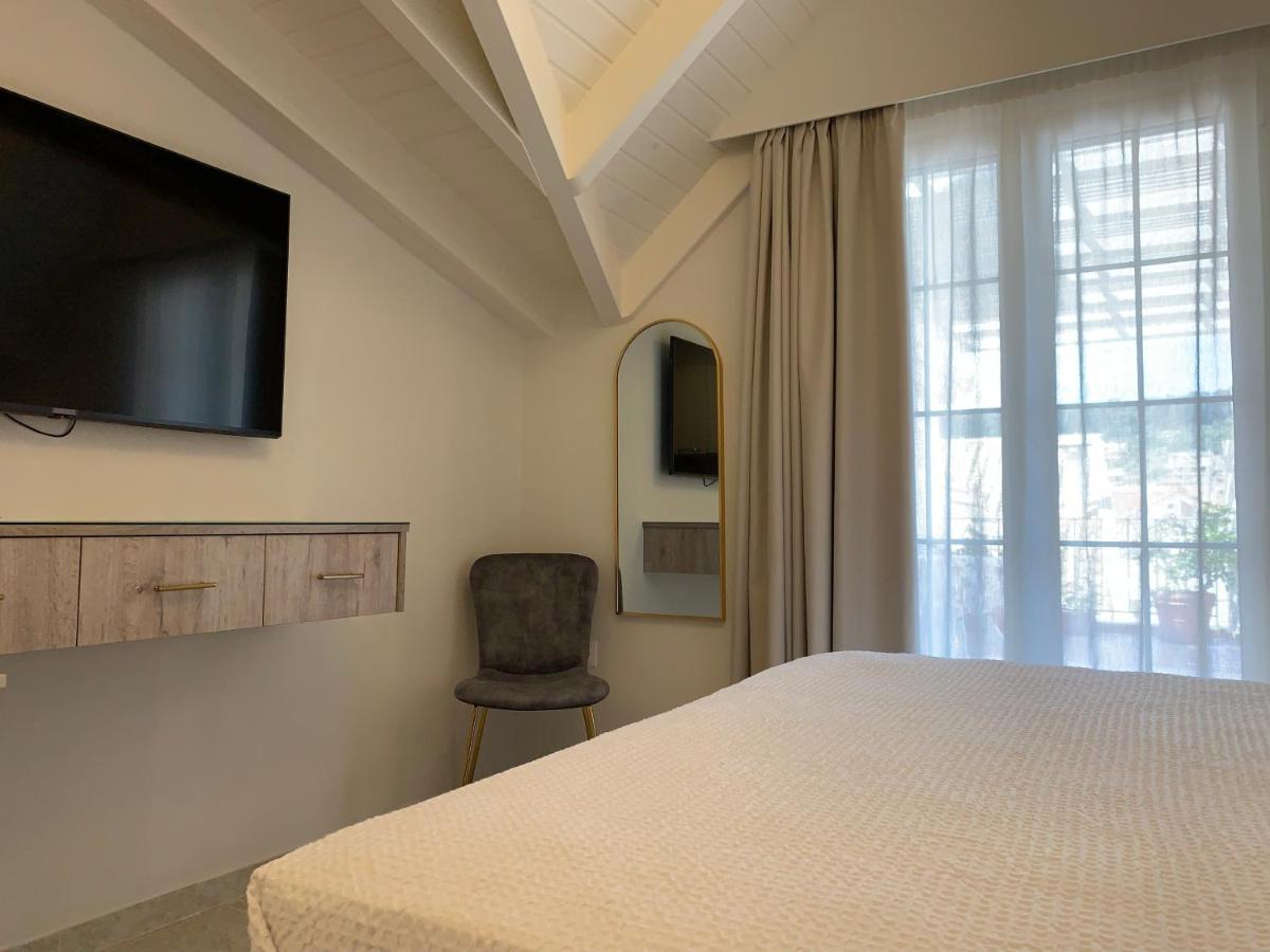 Rouchotas Apartments Argostoli  Eksteriør bilde